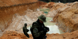 Militares expulsan en un mes a más de 7.600 «mineros ilegales» de la Amazonía de Venezuela