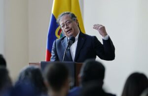 Petro queda en el ojo del huracán político por supuestos dineros ilícitos en su campaña
