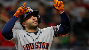 José Altuve se une al grupo de los 200 jonrones