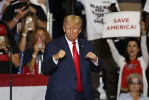 Desestimada la demanda por difamación presentada por Trump contra E. Jean Carroll