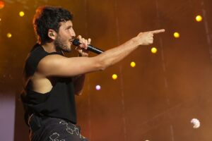 Alcaraz y Sebastián Yatra se invitan a jugar y cantar juntos en Abierto de Tenis de EEUU