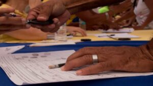 Oposición venezolana concluye la distribución de centros electorales para las primarias
