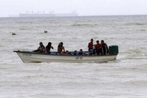 Autoridades de Trinidad y Tobago deportan a más de 100 migrantes a Venezuela