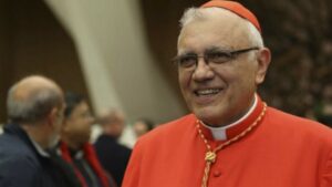Baltazar Porras exhorta a los líderes políticos a promover el diálogo