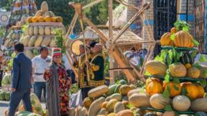 Uzbekistán demostró potencial agroturístico en Festival del Melón 2023