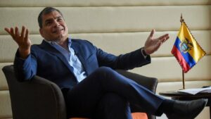 Rafael Correa califica el asesinato de Fernando Villacencio como un «complot orquestado por la derecha