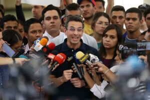 Capriles llama a organizarse ante los obstáculos de las primarias opositoras en Venezuela