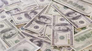 FMI aprueba un desembolso de 7.500 millones de dólares para Argentina
