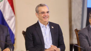 Presidente de Dominicana designa nuevo comandante de la Armada