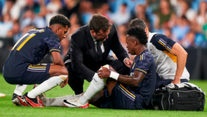 Vinícius sufre una rotura muscular y estará seis semanas de baja