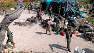 Más de 10.200 «mineros ilegales» expulsados por militares de la Amazonía de Venezuela