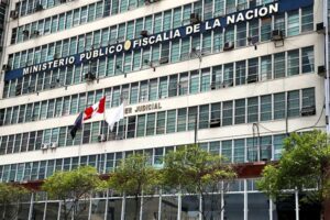 Fiscalía de Perú investiga a quienes vendieron fotos de menores manipuladas con IA en Lima