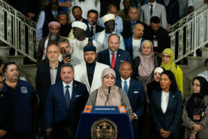 Nueva York permitirá a mezquitas llamar a la oración con altavoces los viernes de ramadán