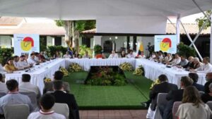 Gobierno de Colombia y el ELN cierran este lunes el cuarto ciclo de diálogos