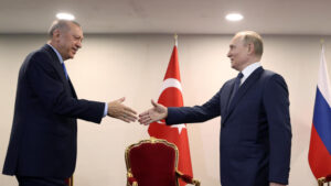 Putin reitera a Erdogan que, por ahora, no reanudará el acuerdo del grano
