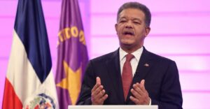 Leonel Fernández dice que la población está con las “neveras vacías”  bajo gobierno de Abinader