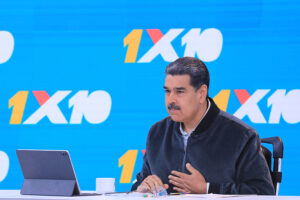Maduro rechaza campaña mediática promovida por EE.UU.  
