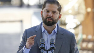 Boric lamenta que en Chile «falta capacidad para ponernos de acuerdo políticamente»