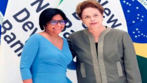 Vicepresidenta Delcy Rodríguez visitó el Banco de los BRICS en China