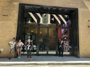 Arranca la Semana de la Moda de Nueva York con una propuesta ecléctica y cosmopolita