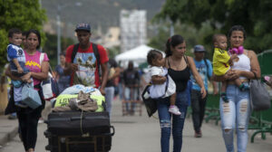 Más de 4 millones de migrantes y refugiados venezolanos en América Latina necesitan ayuda