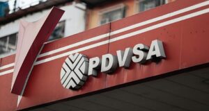 Producción petrolera de Venezuela sube una media de 10.000 barriles por día en agosto