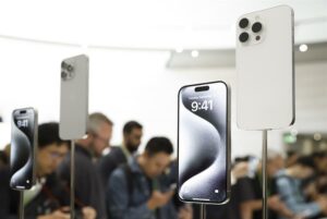 Apple lanza su primer iPhone con un puerto USB-C
