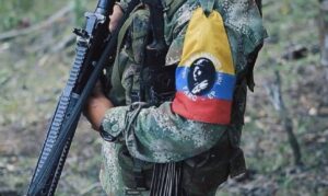 Gobierno colombiano nombra a general de FFMM para mesa de diálogo con disidencia de FARC