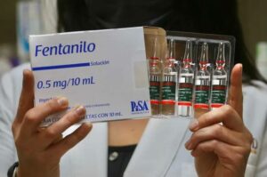 Gobierno colombiano presenta estrategia para enfrentar el tráfico de fentanilo