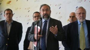 Comisión de Primarias dice que no ha aceptado el apoyo del CNE