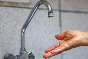 Fiscalía de Perú abre proceso contra empresa de agua que anunció corte de 4 días en Lima