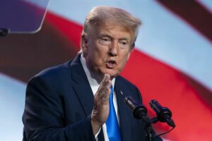 Trump afronta la caída de su negocio tras el dictamen de fraude previo al juicio del lunes