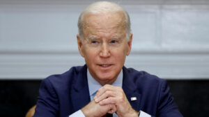 Biden insta a los republicanos a «hacer su trabajo» y evitar un cierre de Gobierno