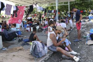 Costa Rica registra el paso de más de 300.000 migrantes y declara emergencia nacional
