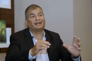 «Ecuador se desangra», advierte el expresidente Rafael Correa