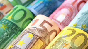 UE planea descongelar parte de los fondos para Hungría