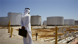 Rusia y Arabia Saudita seguirán con los recortes petroleros