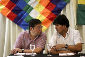 Morales afirma que Arce busca «invalidar» el congreso del gobernante MAS con un «cabildo»