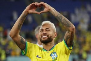 Neymar: «Diniz es uno de los mejores entrenadores del fútbol mundial»
