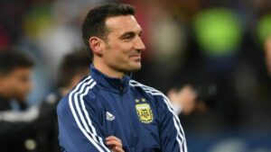 Scaloni afirma que no puede «estar pensando en el 2030»