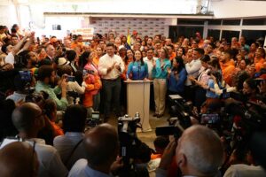 EE.UU. pide a Venezuela pasos hacia unas elecciones libres tras las primarias opositoras