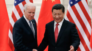 Blinken y el canciller chino preparan un posible encuentro de Biden y Xi Jinping