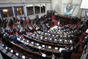 Máximo tribunal de Guatemala ordena al Congreso elegir nueva Corte Suprema de Justicia
