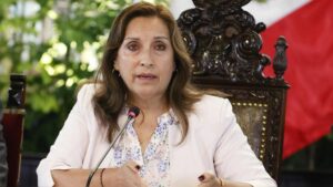 Fiscalía de Perú inicia investigación preliminar al hermano de Boluarte por corrupción