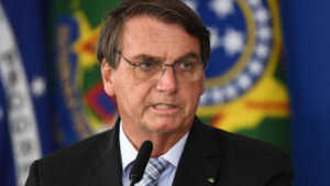 Bolsonaro anuncia que acudirá a la investidura de Milei 