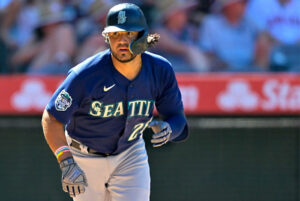 Los Diamondbacks adquieren al venezolano Eugenio Suárez desde los Marineros