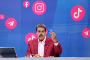 ExxonMobil financia campaña «sucia» contra Venezuela, denuncia Maduro