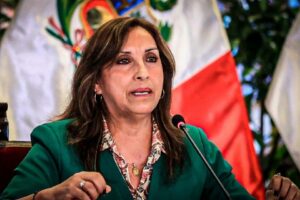 Boluarte afirma que la fiscal general «ha perdido objetividad» para continuar en el cargo