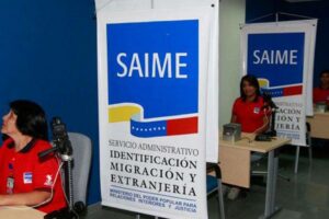 Maduro al Director del Saime: “Ponte las pilas, me garantizas la cedulación”