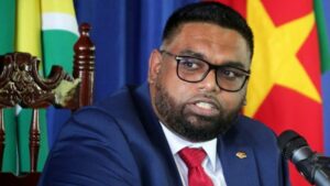 Presidente de Guyana pide a Venezuela que acate fallo de la CIJ